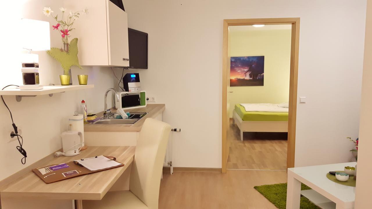 Gaestehaus Roehm Ilbesheim bei Landau in der Pfalz Екстериор снимка